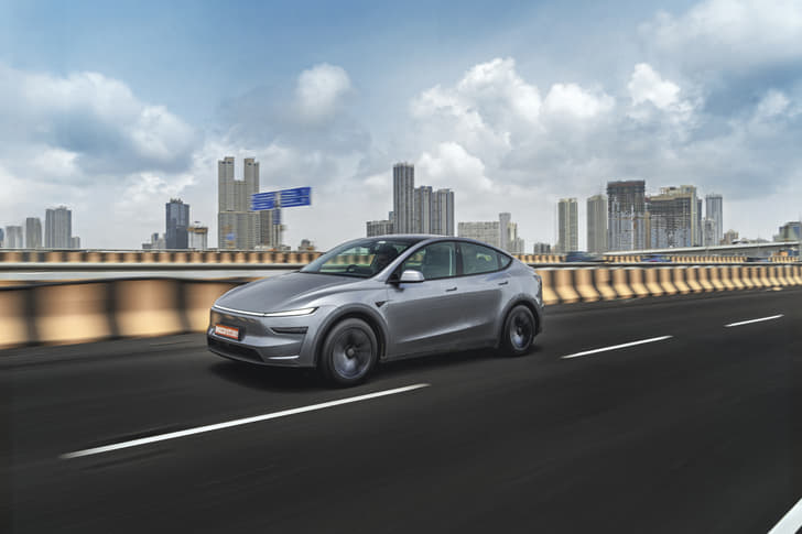 Front Right Three Quarter