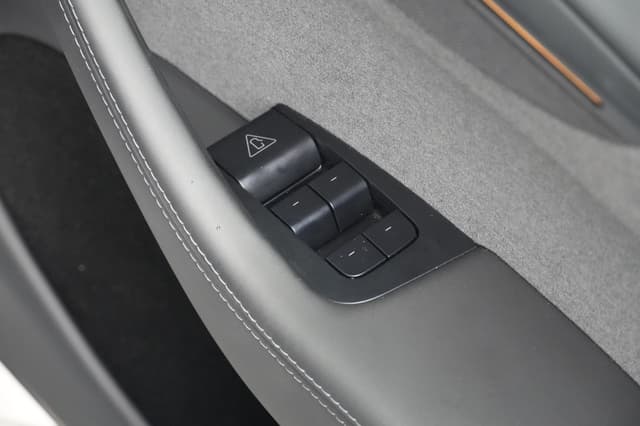 Door Controls Image - 33281