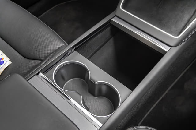 Center Console Cup Holders Image - 33295