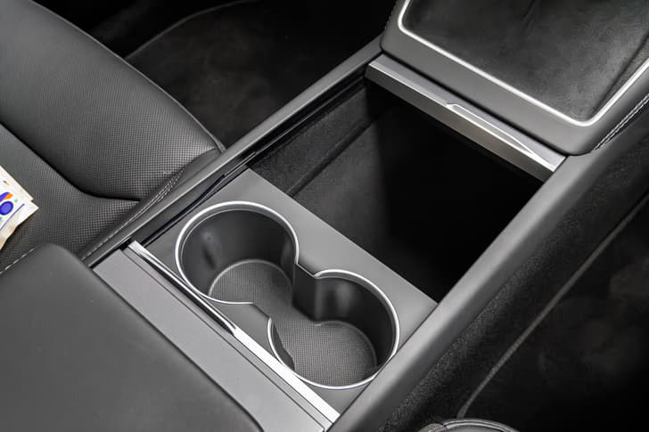 Tesla Model Y Center Console Cup Holders Tesla Model Y Center Console Cup Holders