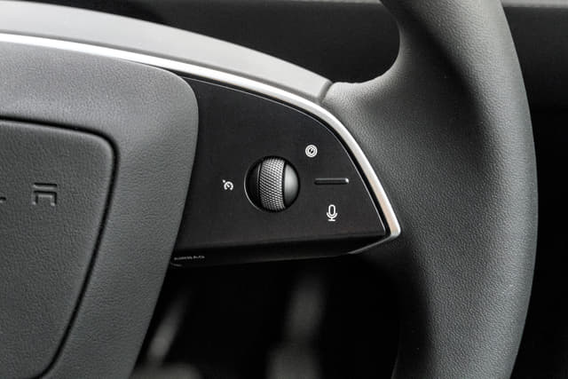Steering Wheel Image - 33293