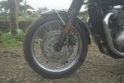 Triumph Bonneville T120 Color Black, Silver