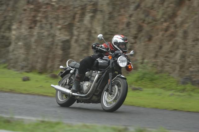 Front Right Three Quarter Image - 28809