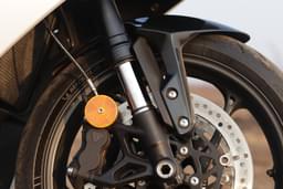 Triumph Daytona 660 Color Black