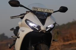 Triumph Daytona 660 Front View