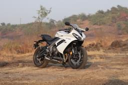 Triumph Daytona 660 Front Right Three Quarter