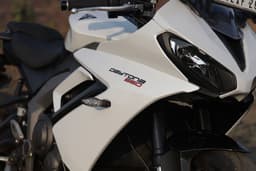 Triumph Daytona 660 Front Right Three Quarter