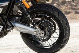 Triumph Scrambler 1200 Color Black, Silver, Orange