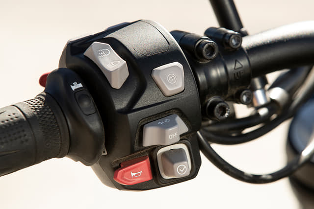 Color Black, Grey Image - 34291