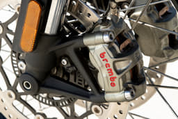 Triumph Scrambler 1200 Color Red, Silver, Black