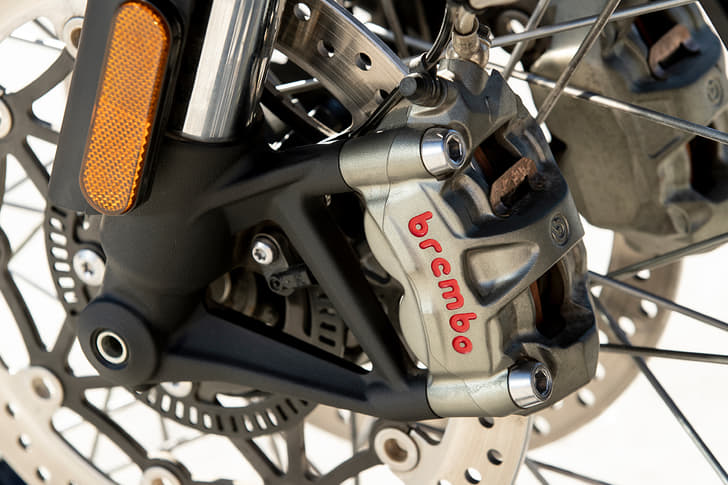 Color Red, Silver, Black