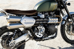 Triumph Scrambler 1200 Front Right Three Quarter