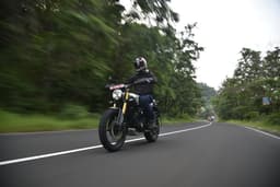 Triumph Scrambler 400 X Front Right Three Quarter