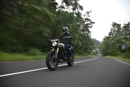 Triumph Scrambler 400 X Front Right Three Quarter