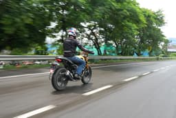 Triumph Scrambler 400 Xc Exhaust Pipes