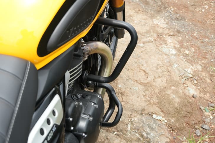Triumph Scrambler 400 Xc Color Yellow