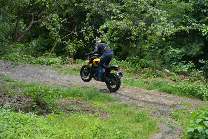 Triumph Scrambler 400 Xc Rear View