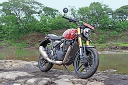 Triumph Speed 400 Front Left Three Quarter