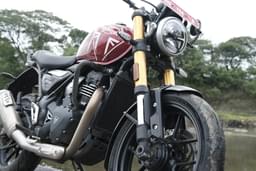 Triumph Speed 400 Front Right Three Quarter