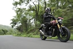 Triumph Speed 400 Front Left Three Quarter