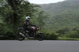 Triumph Speed 400 Color Black