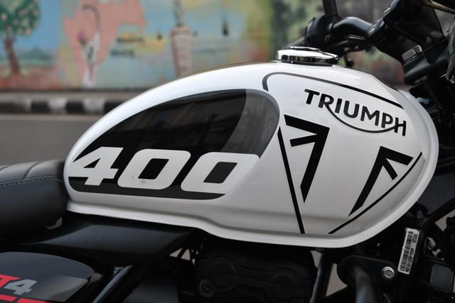 Front Left Three Quarter Image - 28563