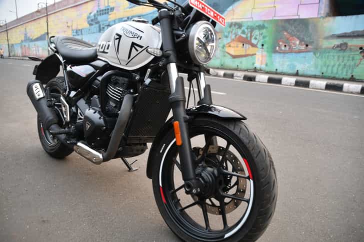 Triumph Speed T4
