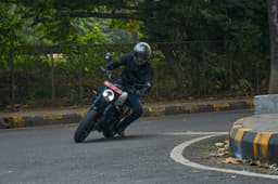 Triumph Speed T4 Front Right Three Quarter