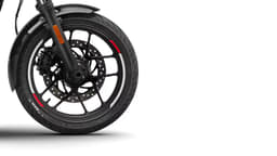 Triumph Speed T4 Color Black