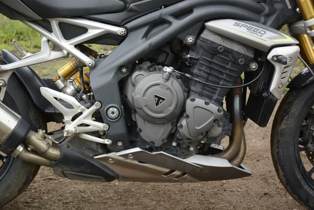 Exhaust Pipes Image - 28449