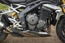 Triumph Speed Triple 1200 Rs Exhaust Pipes