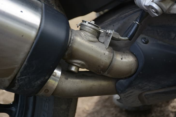 Exhaust Pipes