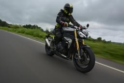 Triumph Speed Triple 1200 Rs Front Right Three Quarter