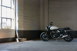 Triumph Speed Twin 1200 Front Left Three Quarter Triumph Speed Twin 1200 Front Left Three Quarter