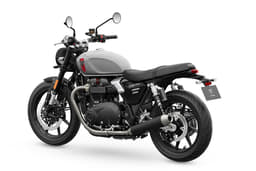 Triumph Speed Twin 900 Front Right Three Quarter Triumph Speed Twin 900 Front Right Three Quarter