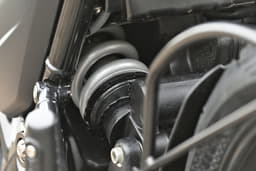 Triumph Thruxton 400 Color Black, Silver