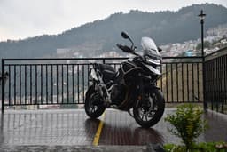 Triumph Tiger 1200 Front Right Three Quarter