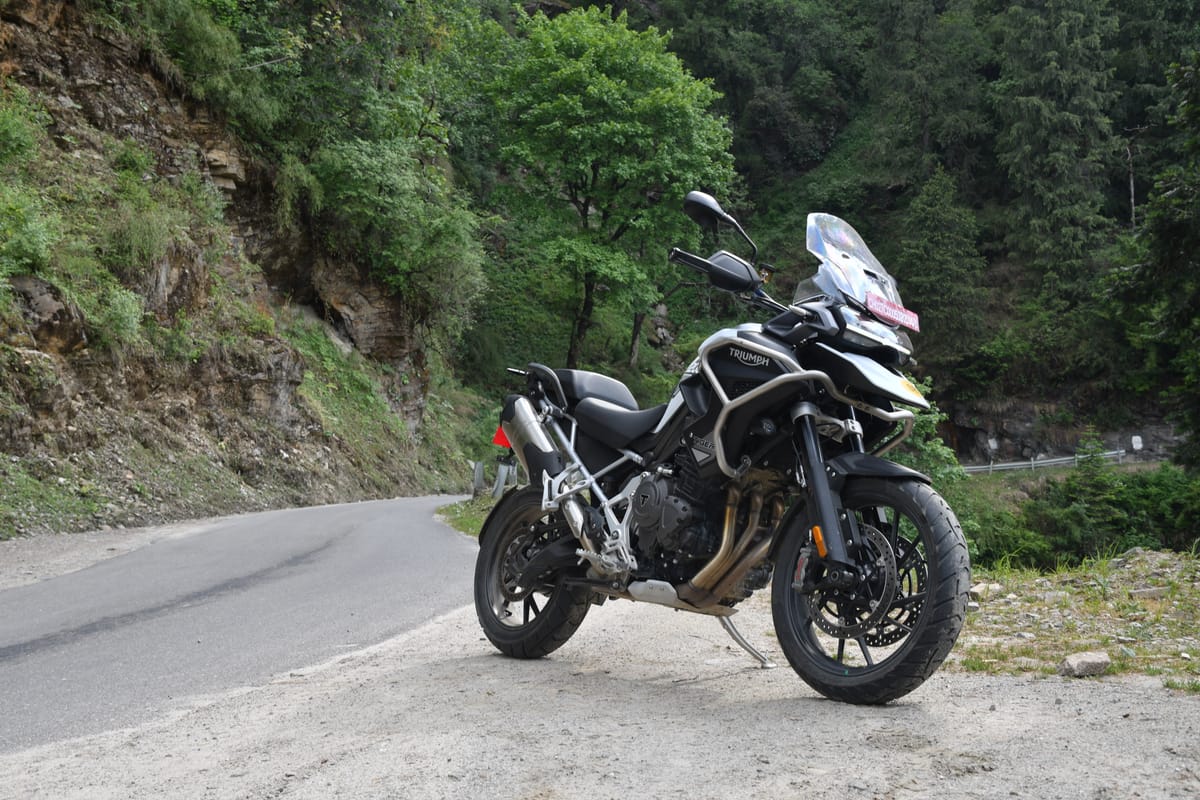 Triumph Tiger 1200 Rally Explorer On-Road Price – Features, Specs