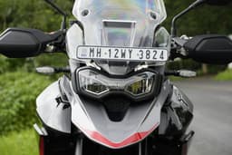 Triumph Tiger 900 Front View