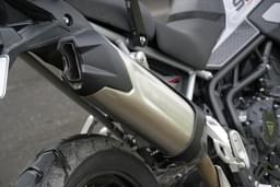 Triumph Tiger 900 Exhaust Pipes