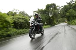 Triumph Tiger 900 Front Right Three Quarter