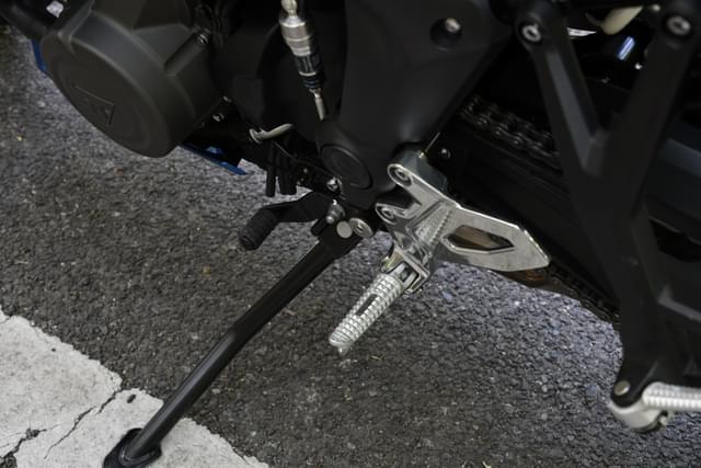 Side Stand Image - 28647