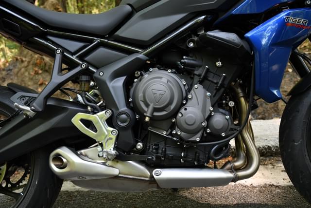 Exhaust Pipes Image - 28721