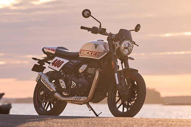 Front Left Three Quarter Image - 34052