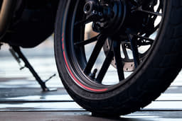 Triumph Tracker 400 Color Black, Red