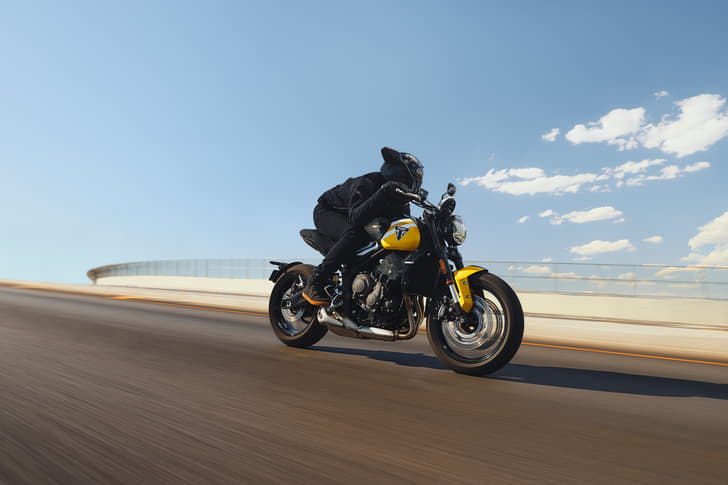 Triumph Trident 660 Images