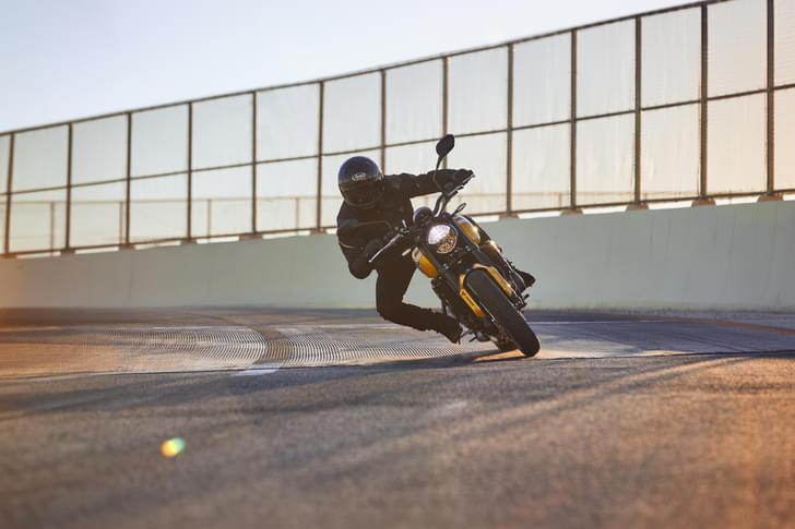 Front Left Three Quarter