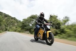 Ultraviolette Automotive F77 Mach 2 Front Left Three Quarter