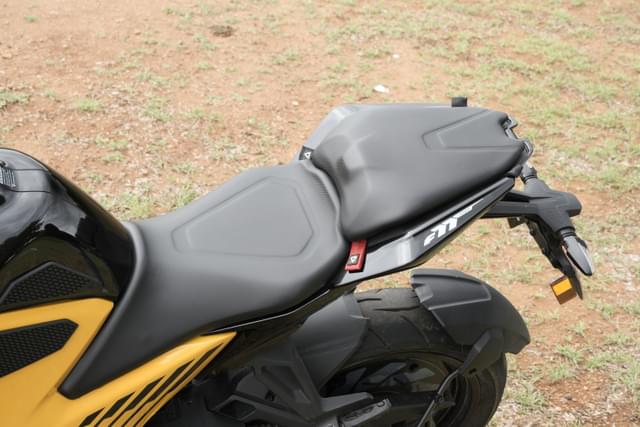 Color Black Image - 26830