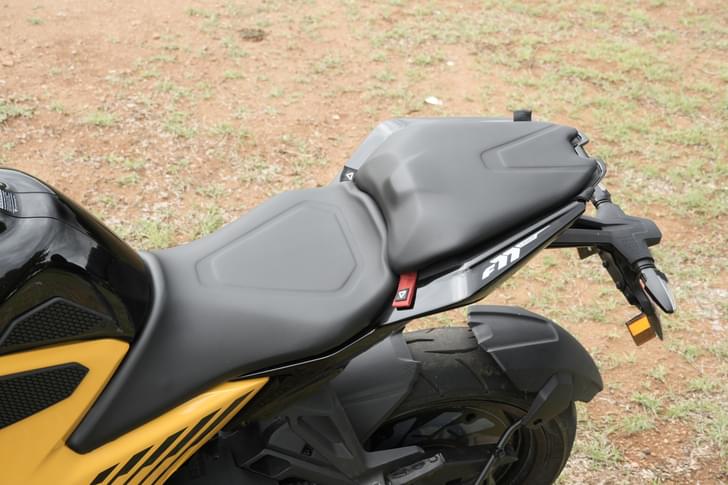 Ultraviolette Automotive F77 Mach 2 Color Black